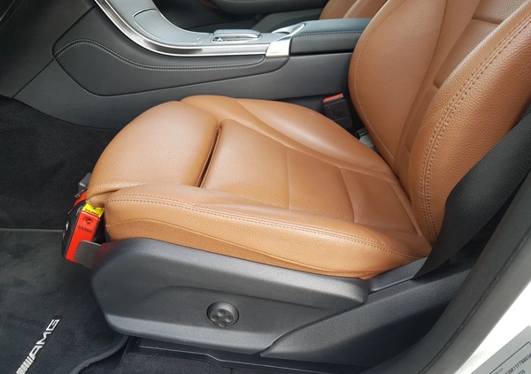 Mercedes-Benz GLC cena 188888 przebieg: 53400, rok produkcji 2019 z Biała Podlaska małe 704